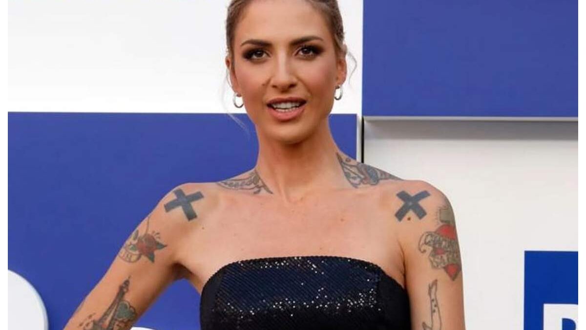 Ema Stokholma: età, l’addio a Madonia, dove vive, studi, l’infanzia violenta