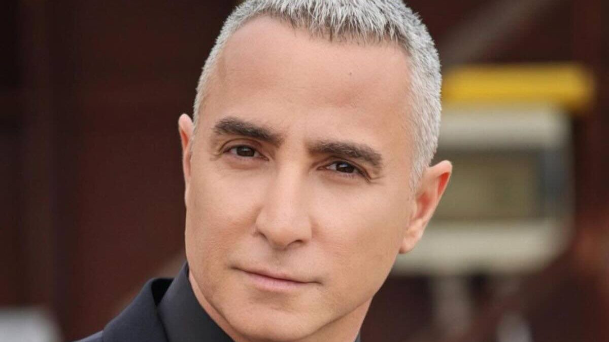 Giuliano Peparini a TvBlog: “La tv di oggi va dappertutto ma da nessuna parte. Sempre più necessaria una formazione accademica. Veronica? Ha il carattere più bello”. E sull’incontro con Whoopi Goldberg…