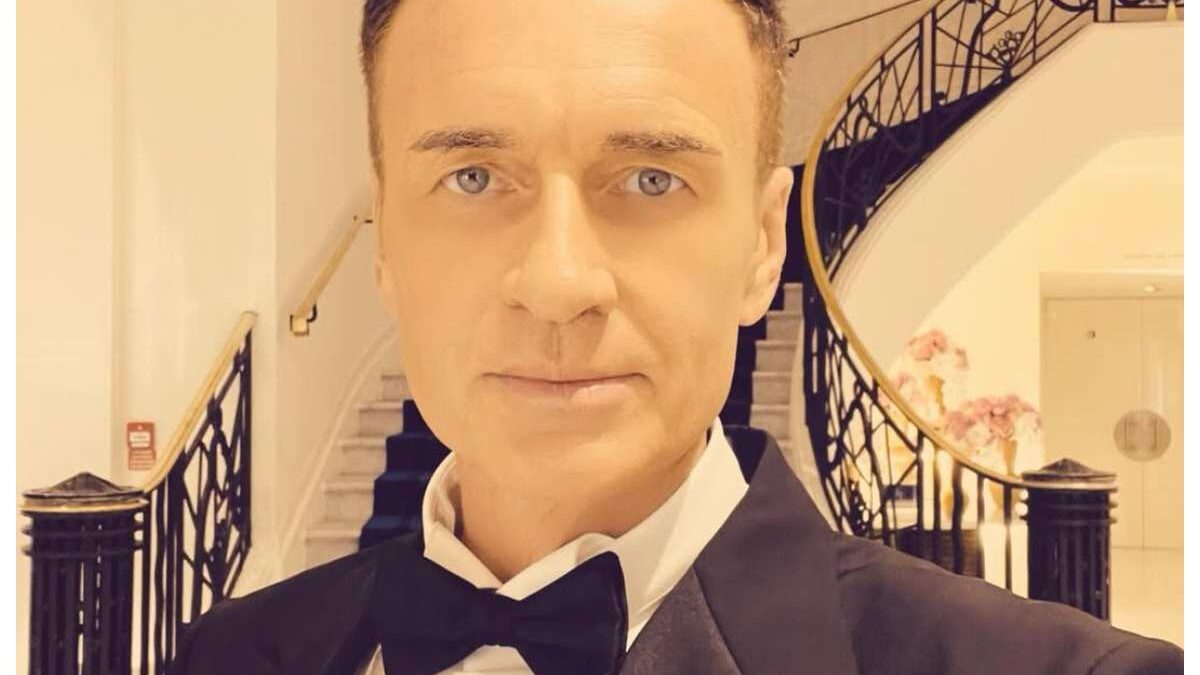 Julian McMahon rivelate le cause della morte: tutti i dettagli