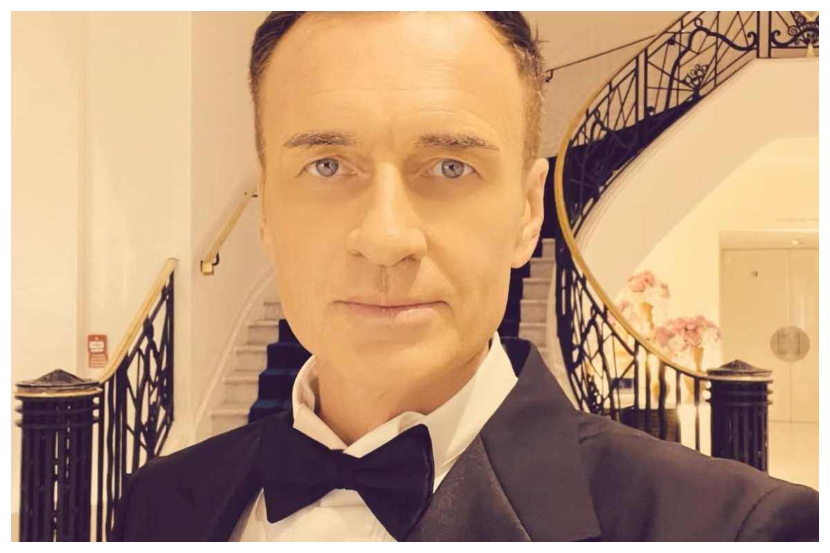 Julian McMahon rivelate le cause della morte: tutti i dettagli
