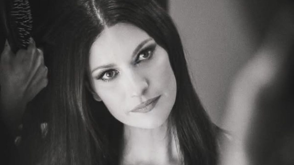 Lutto per Laura Pausini: il dolore della cantante