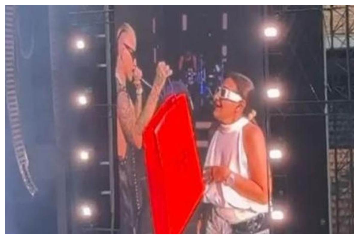 Lazza dono alla mamma