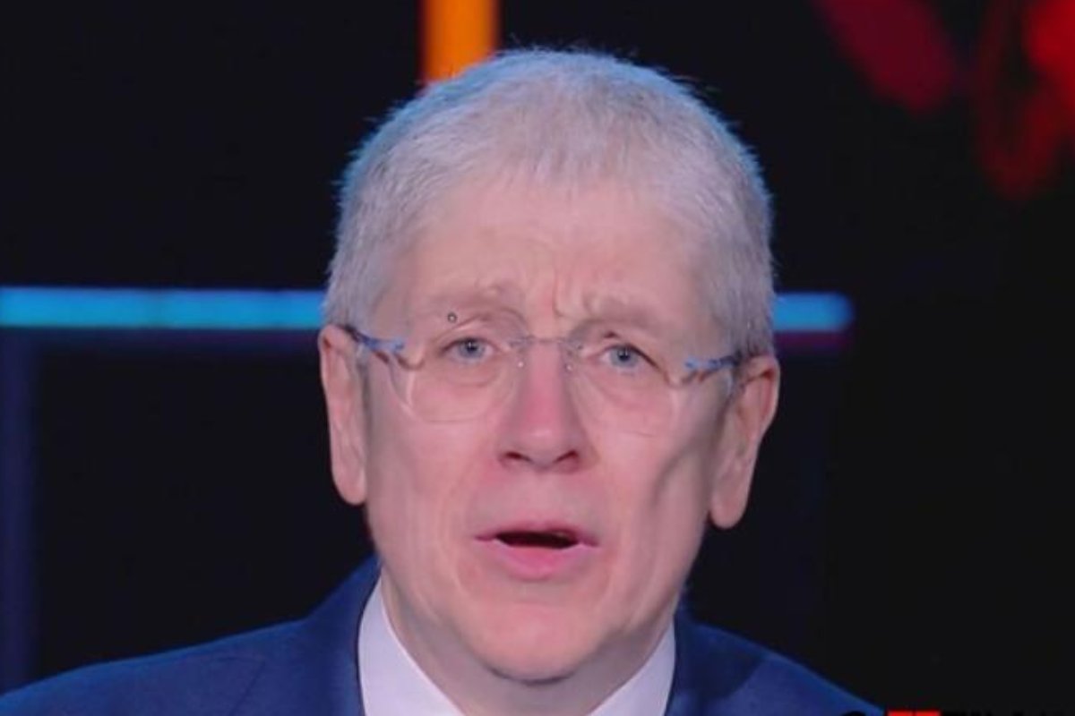 Mario Giordano “sostituito”. Rivoluzione Rete4, chi entra a Mediaset