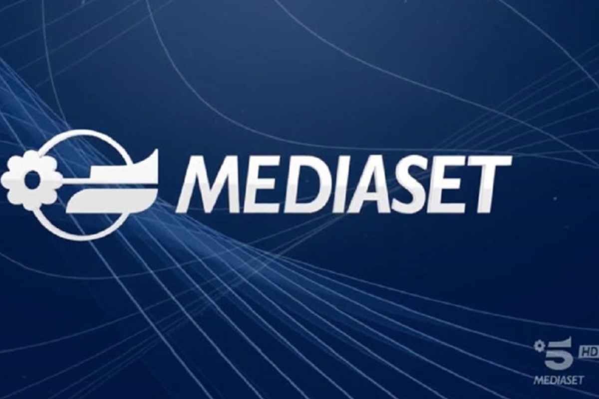 Mediaset, la lite dietro le quinte che sta facendo discutere: “Tensione fortissima tra i due”