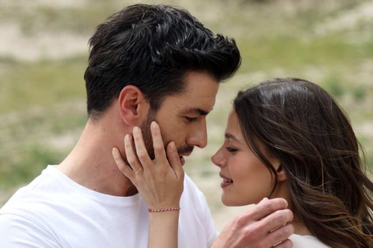 La Notte nel Cuore, la decisione Mediaset che fa infuriare i telespettatori