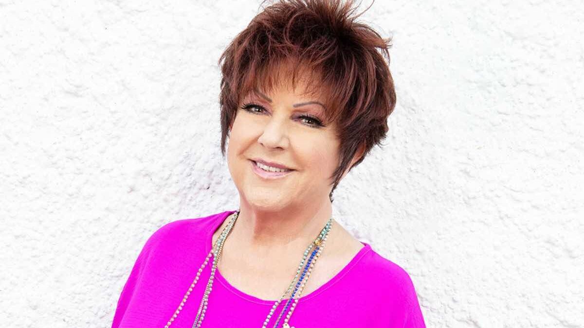 Orietta Berti, intervista a TvBlog: “Non dovevo fare questo lavoro, l’onestà non è facile trovarla. Fedez? Ha sempre dato molto peso alle emozioni”