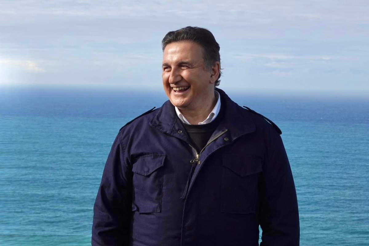 Roberto Giacobbo: età, lauree, la figlia modella, la moglie, la malattia e i giorni in rianimazione