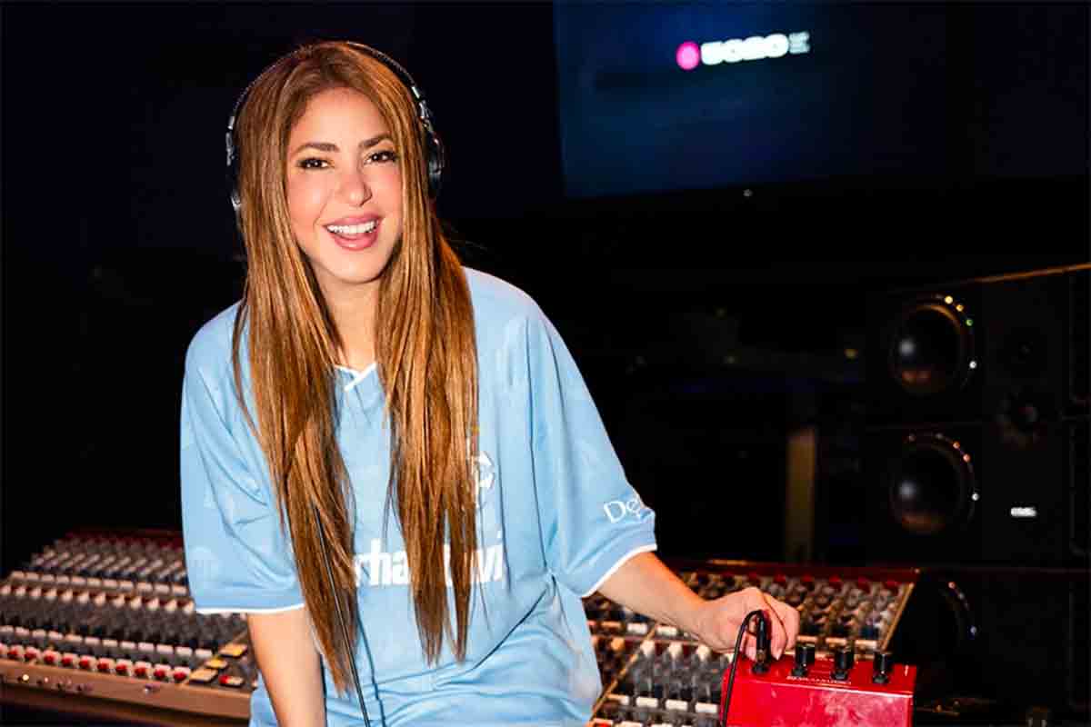 Shakira annuncia il suo tour più personale: è un addio alle scene?