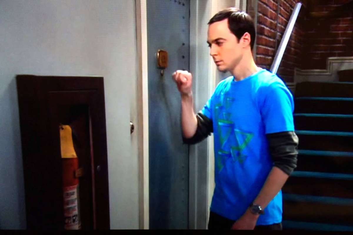 The Big Bang Theory, la curiosità strappalacrime: perchè Shendon suona sempre tre volte