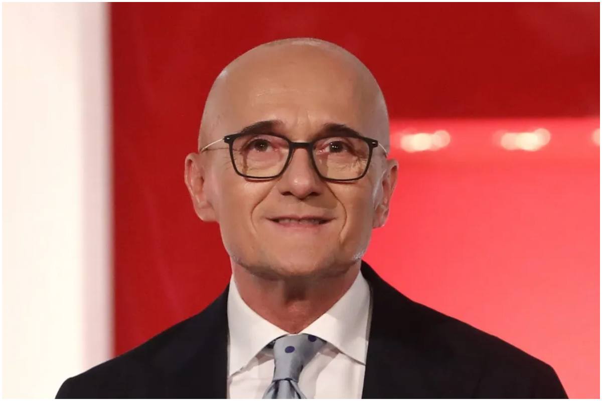 Alfonso Signorini verso l’addio al GFVip? La decisione di Berlusconi