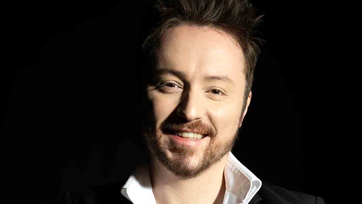 Matteo Macchioni, il tenore pop: “Un disco atteso con pazienza oltre dieci anni”