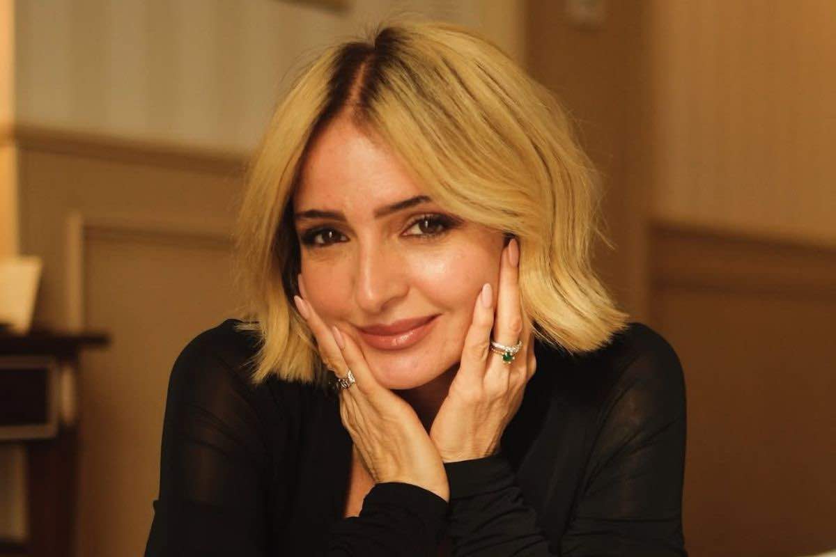 deborah lettieri va via da amici