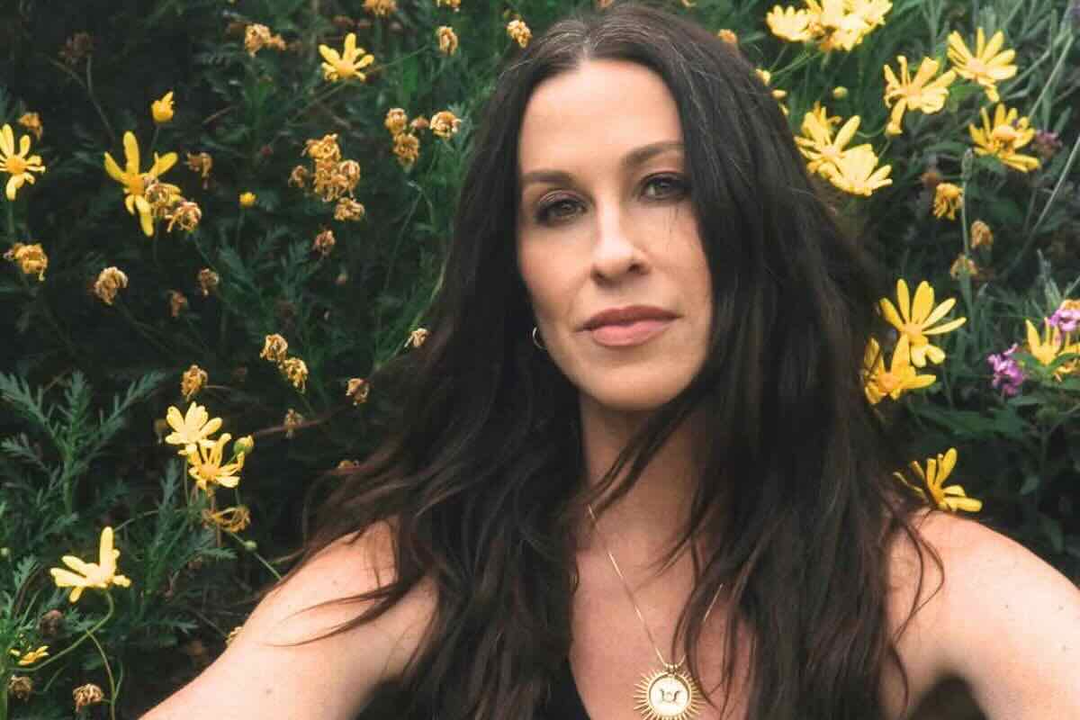 Alanis Morissette, la confessione inaspettata: cosa ha scoperto con la perimenopausa