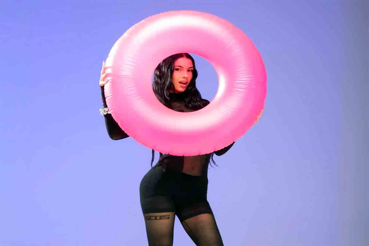 Anna Pepe compie 22 anni: la “baddie” del rap italiano tra successi, rivincite e nuove sfide