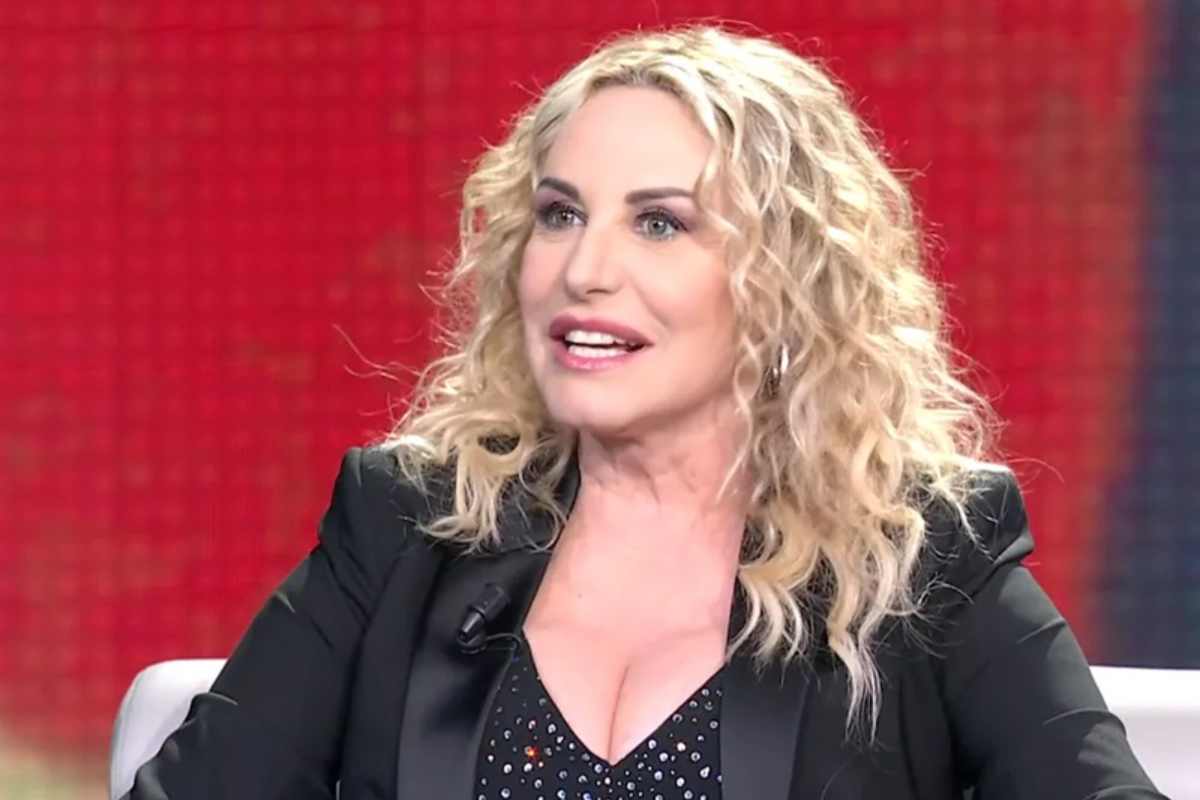 Antonella Clerici, la foto senza filtri e trucco: bellissima al naturale