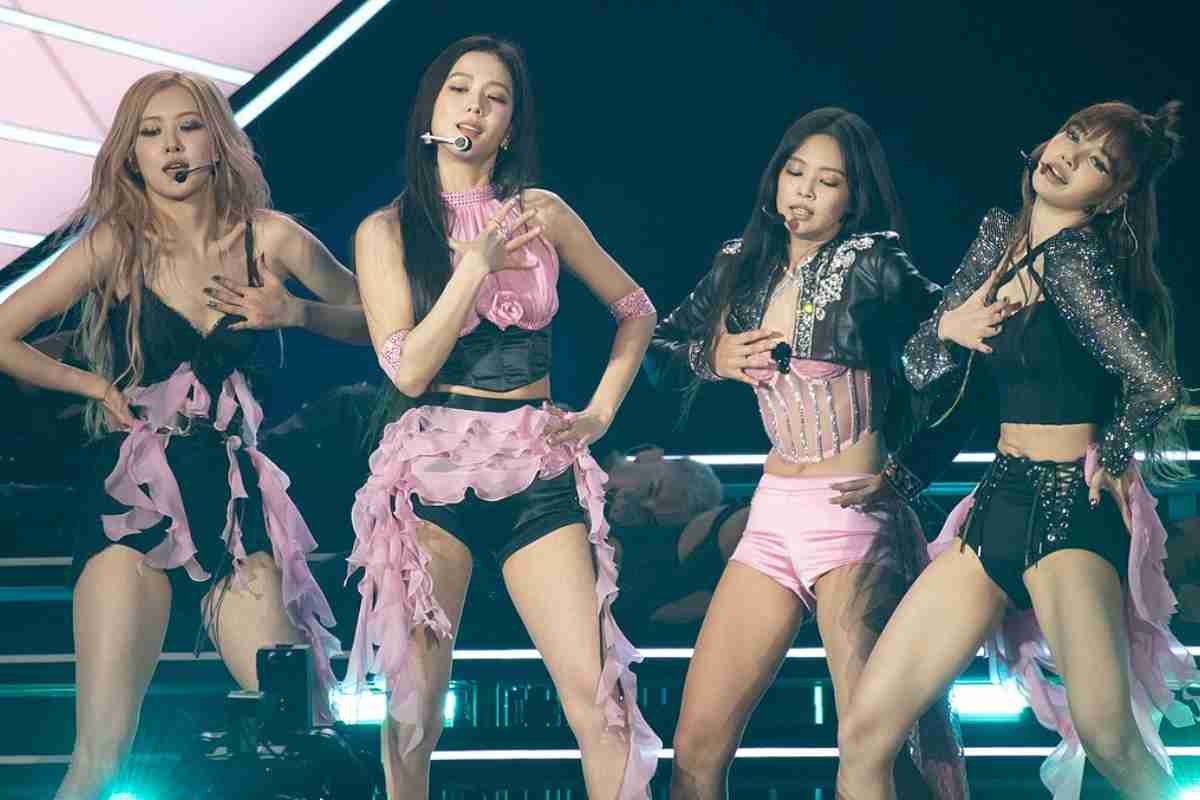 Al concerto delle Blackpink spunta il volto politico inatteso: il dettaglio che ha sorpreso tutti