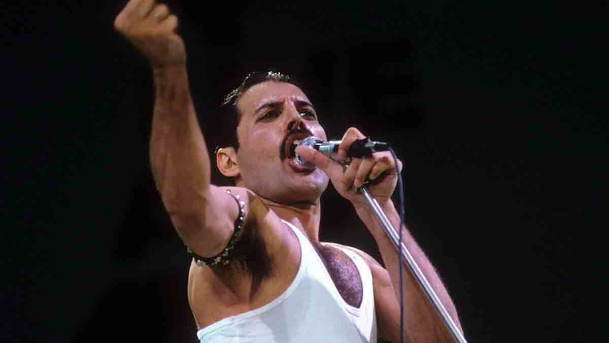Freddie Mercury, la presunta figlia segreta attacca Bohemian Rhapsody: e i Queen