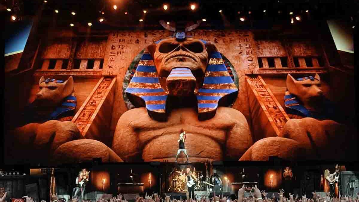 Bruce Dickinson contro il Las Vegas Sphere: “Non è da Iron Maiden”