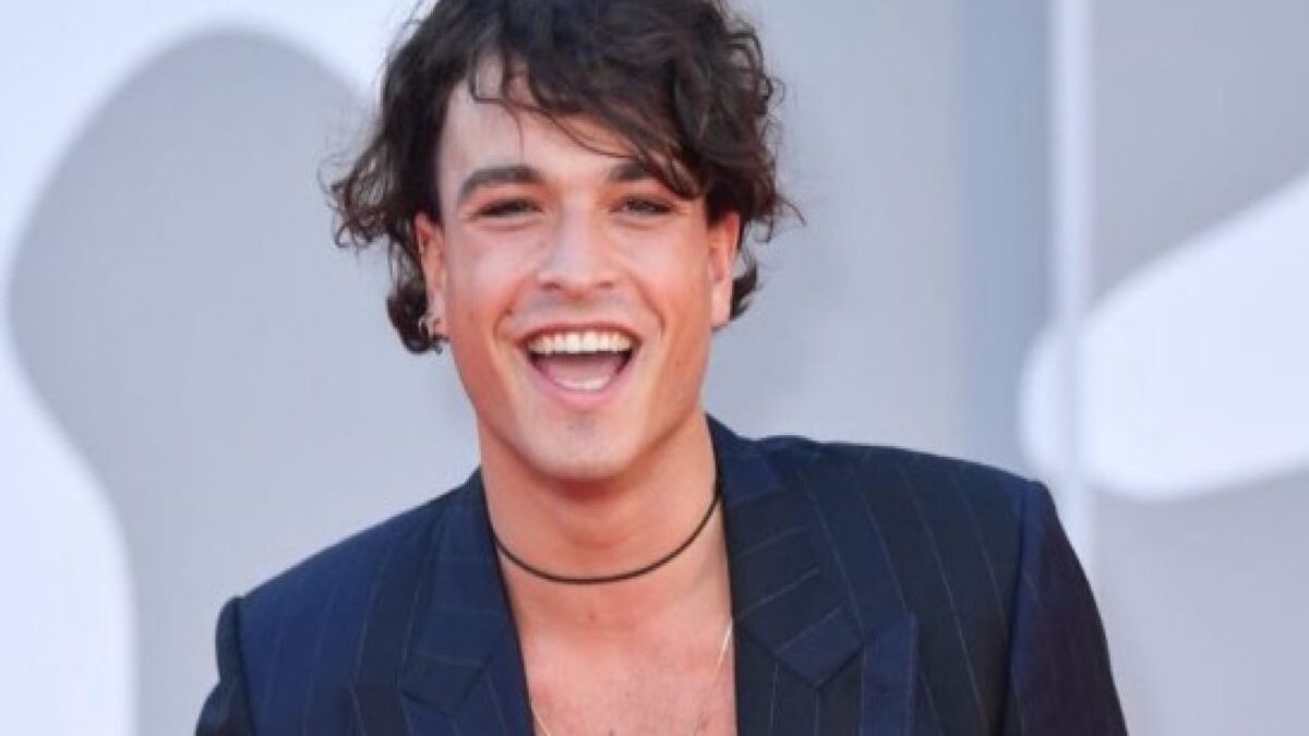 Leo Gassmann: età, fidanzata, dove vive, il padre Alessandro, la madre famosa, la laurea