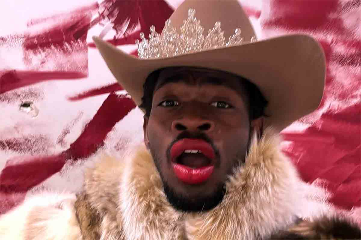 Lil Nas X dopo l’arresto a Los Angeles: il rapper si dichiara non colpevole
