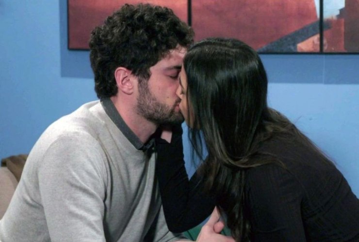 Spoiler Upas proposta di matrimonio di Niko a Manuela
