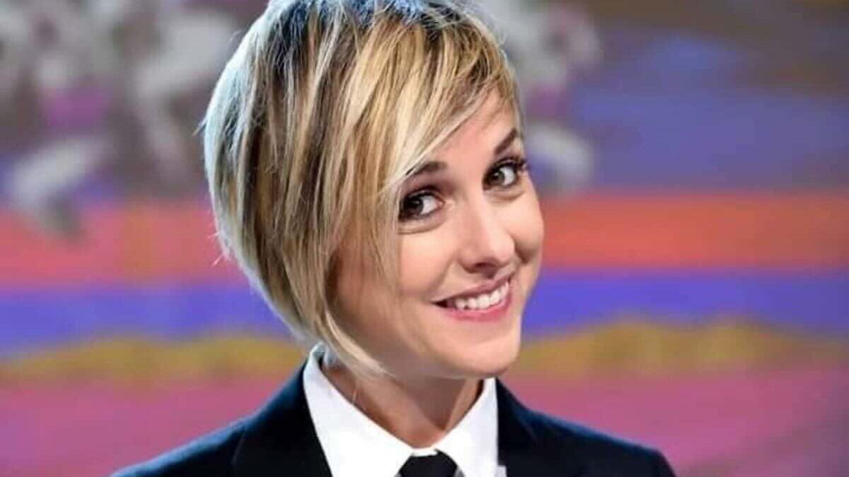 Nadia Toffa, sei anni senza la giornalista: il malore, la malattia, le inchieste a Le Iene, la tomba nascosta