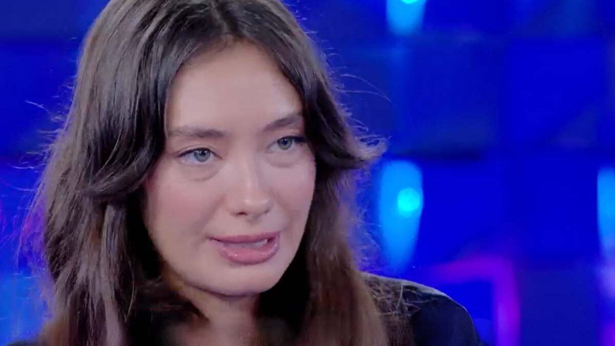 Endless Love, chi è e cosa fa il bellissimo marito di Neslihan Atagul
