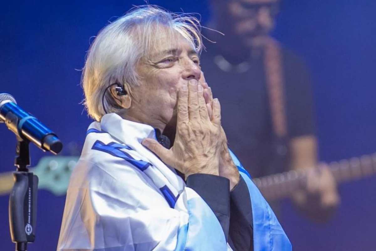 Nino D’Angelo, le parole che hanno commosso i fan : “Così mio figlio mi ha salvato dalla depressione”