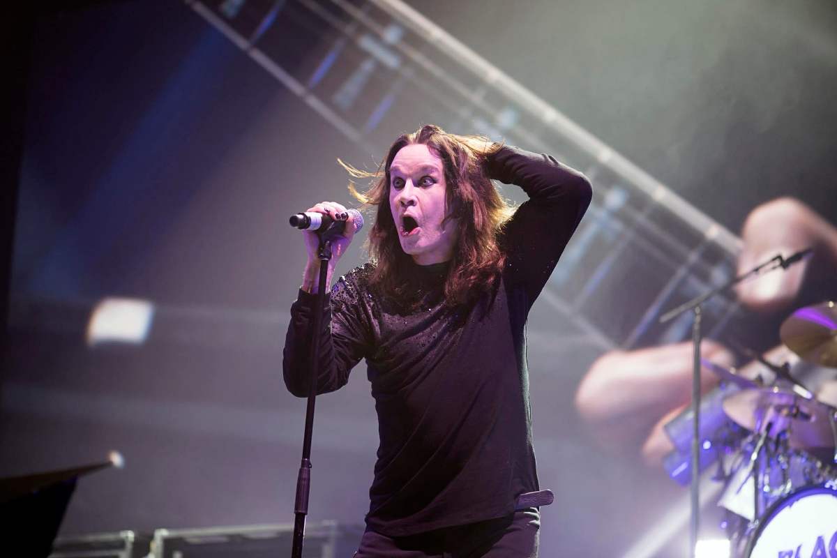 Com’è morto Ozzy Osbourne, arriva il certificato medico: le cause del decesso