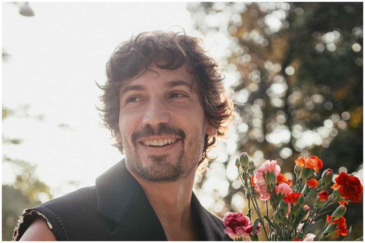 Pierdavide Carone: età, Amici, studi, malattia, fidanzata. Tutto sul cantante