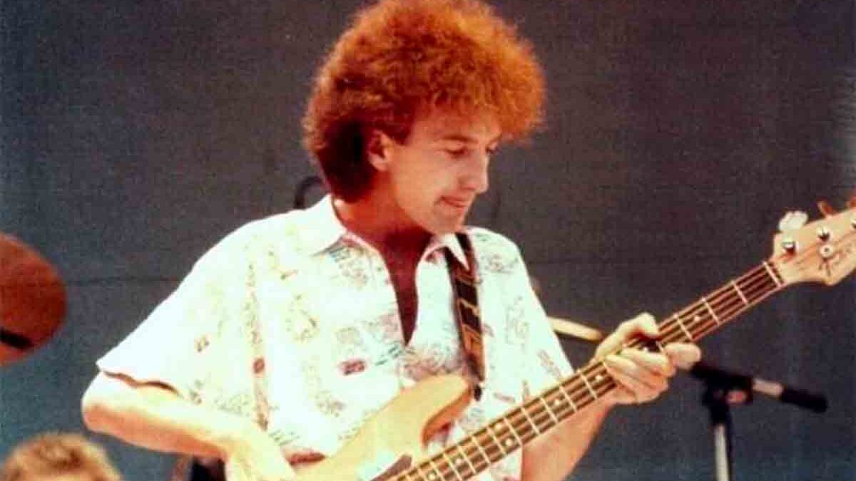 John Deacon, il compleanno del bassista che non vuole tornare con i Queen