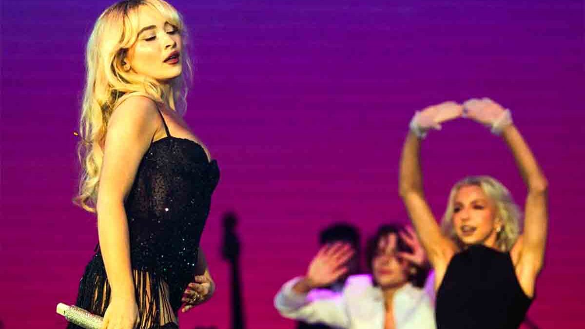 Sabrina Carpenter risponde alle polemiche sulla cover di Man’s Best Friend