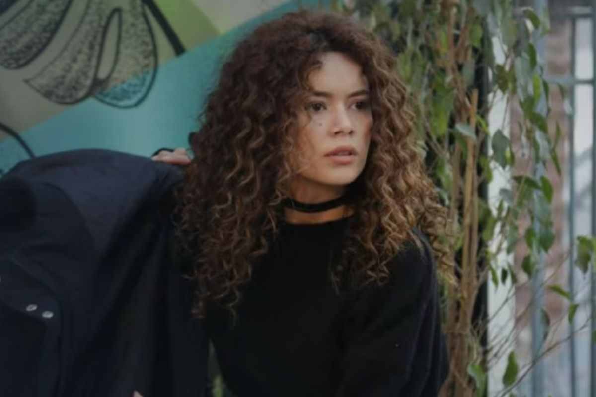Seray Kaya: età, prima e dopo, dove vive, marito e figli, profilo Instagram. Tutto sull’attrice de La Forza di una donna