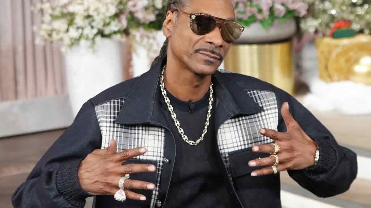 Snoop Dogg trasforma gli spinelli in arte: opere vendute per 148mila dollari
