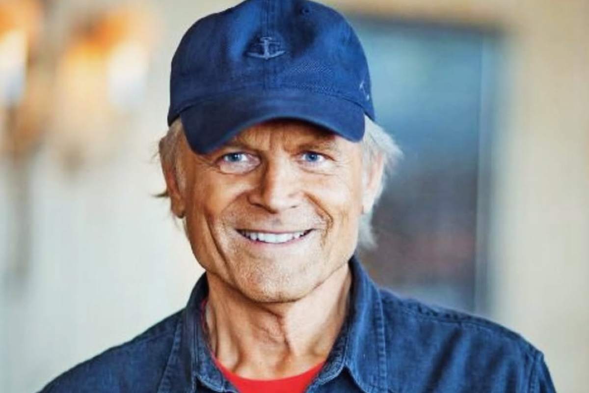 Cosa fa oggi Terence Hill dopo l’addio a Don Matteo: il profilo Instagram e la nuova vita
