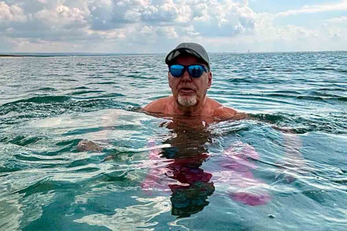 Vasco Rossi in Puglia: lo sfogo contro i fan invadenti e l’amore per la sua “seconda casa”