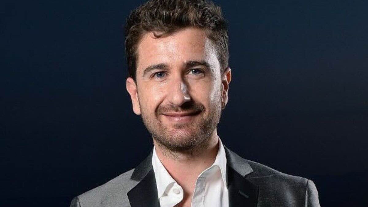 Alessandro Siani: età, moglie e figli, studi, dove vive. Tutto sull’attore