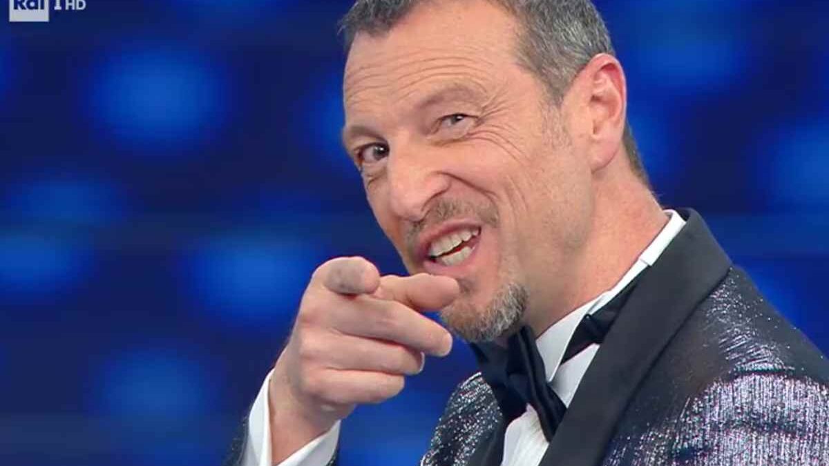 Amadeus vuole rifare il Festival ma solo ad una condizione: il messaggio alla Rai