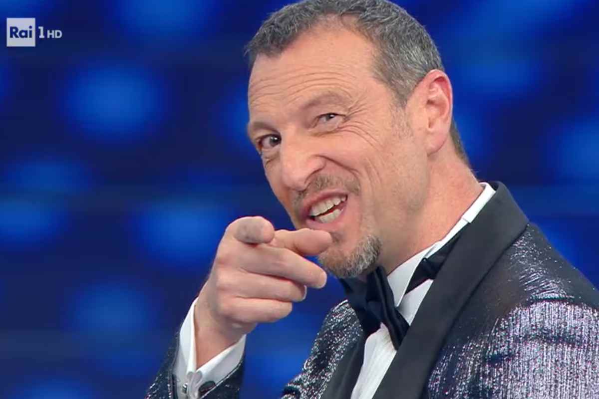 Amadeus vuole rifare il Festival ma solo ad una condizione: il messaggio alla Rai