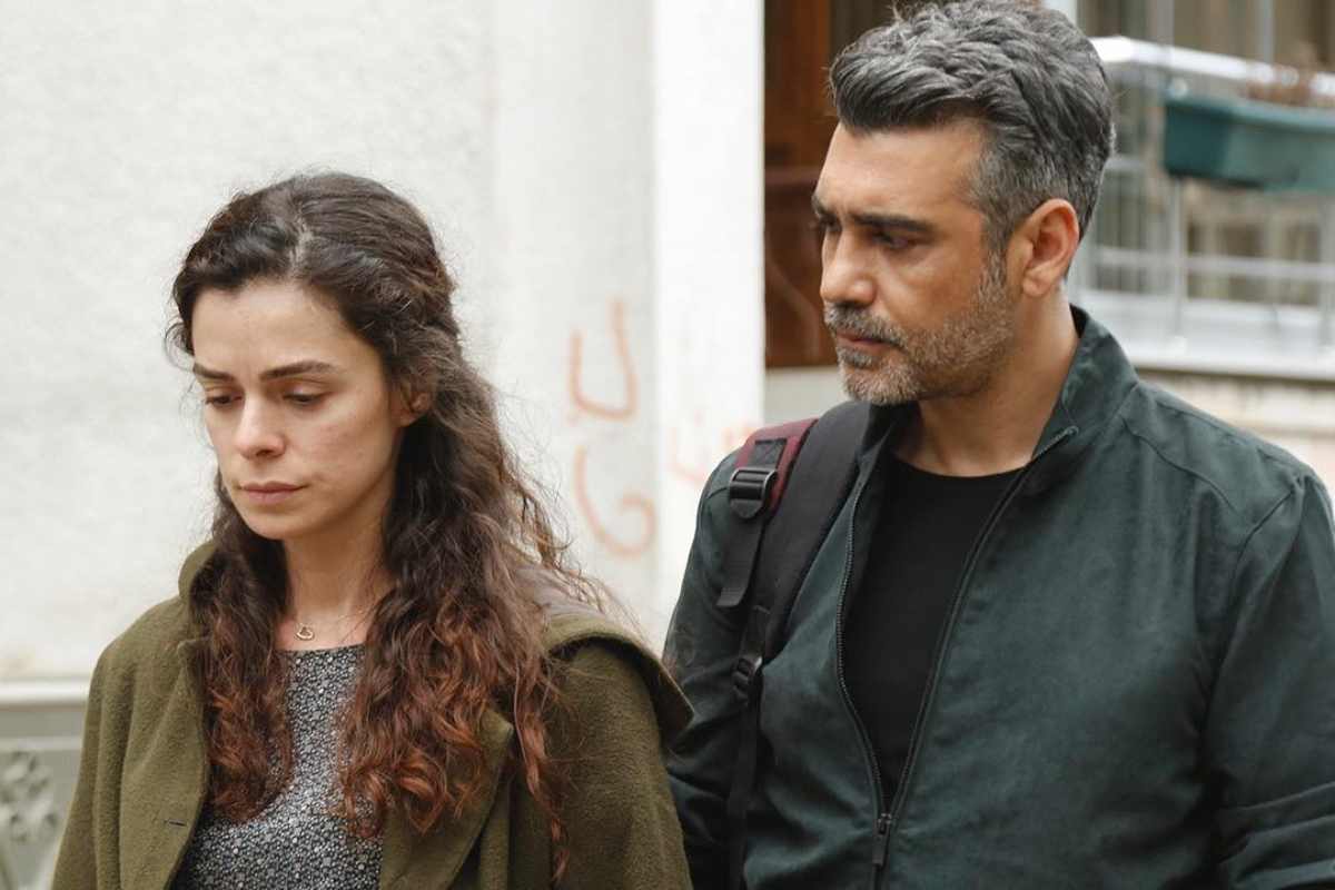 La forza di una donna, Mediaset toglie minuti alla serie: andrà in onda formato ridotto