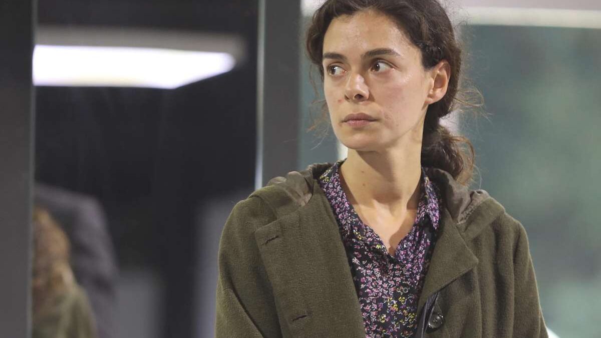Mediaset ci ripensa, tolto spazio a La forza di una donna: altro cambio di palinsesto