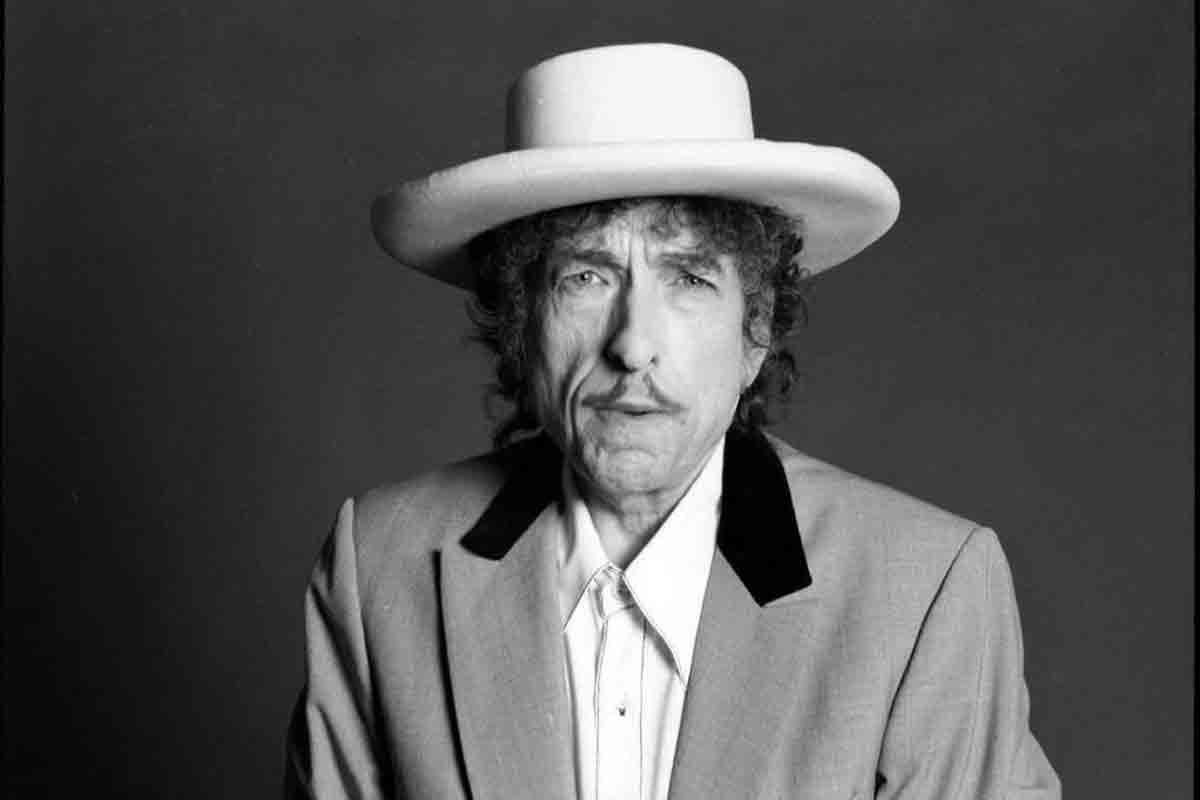 Bob Dylan, set di solo classici anni ’60 al 40esimo di Farm Aid