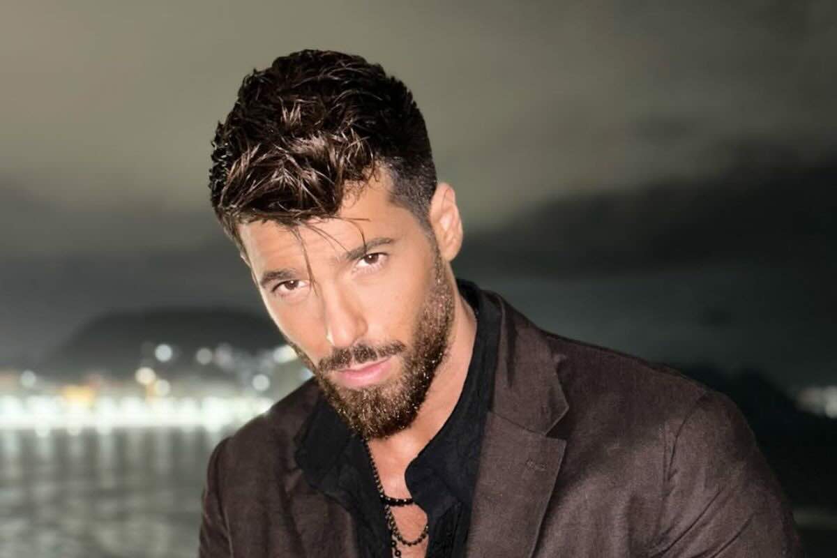 Can Yaman nuovo progetto lontano dall’Italia: le dichiarazioni dell’attore turco