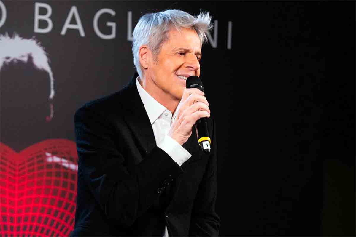 Claudio Baglioni a Lampedusa, anteprima dell’ultimo tour: festa, polemiche e tutte le cifre