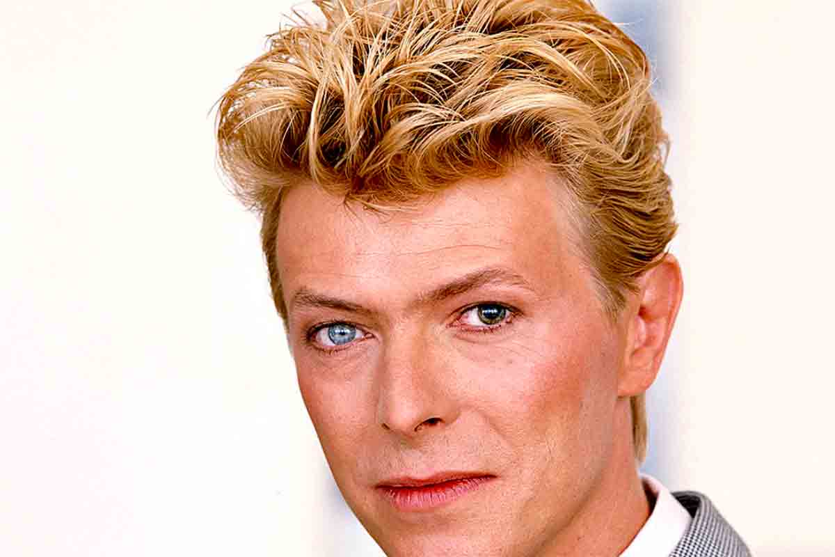 David Bowie, l’ultimo segreto: il musical settecentesco rimasto incompiuto