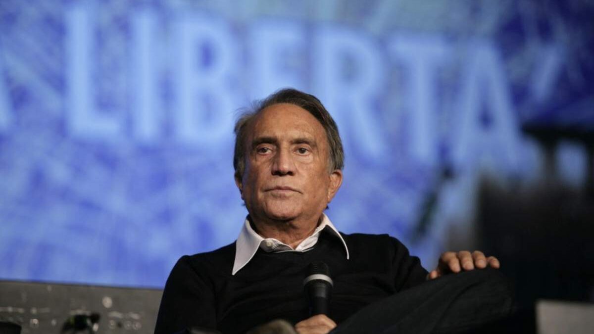 Emilio Fede: il tumore, la malattia e la diagnosi sbagliata. Di cosa soffriva il giornalista