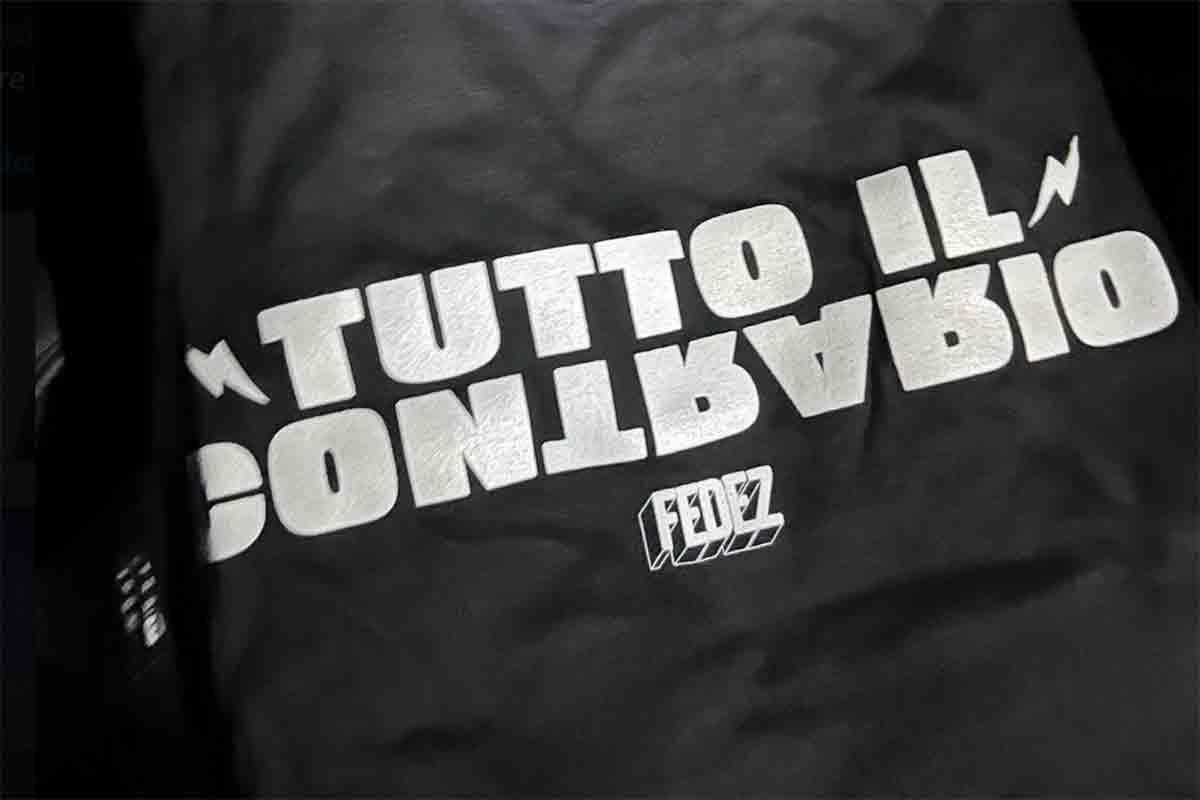 Fedez chiede scusa a Jannik Sinner: cosa ha detto al Forum, l’accoglienza del pubblico