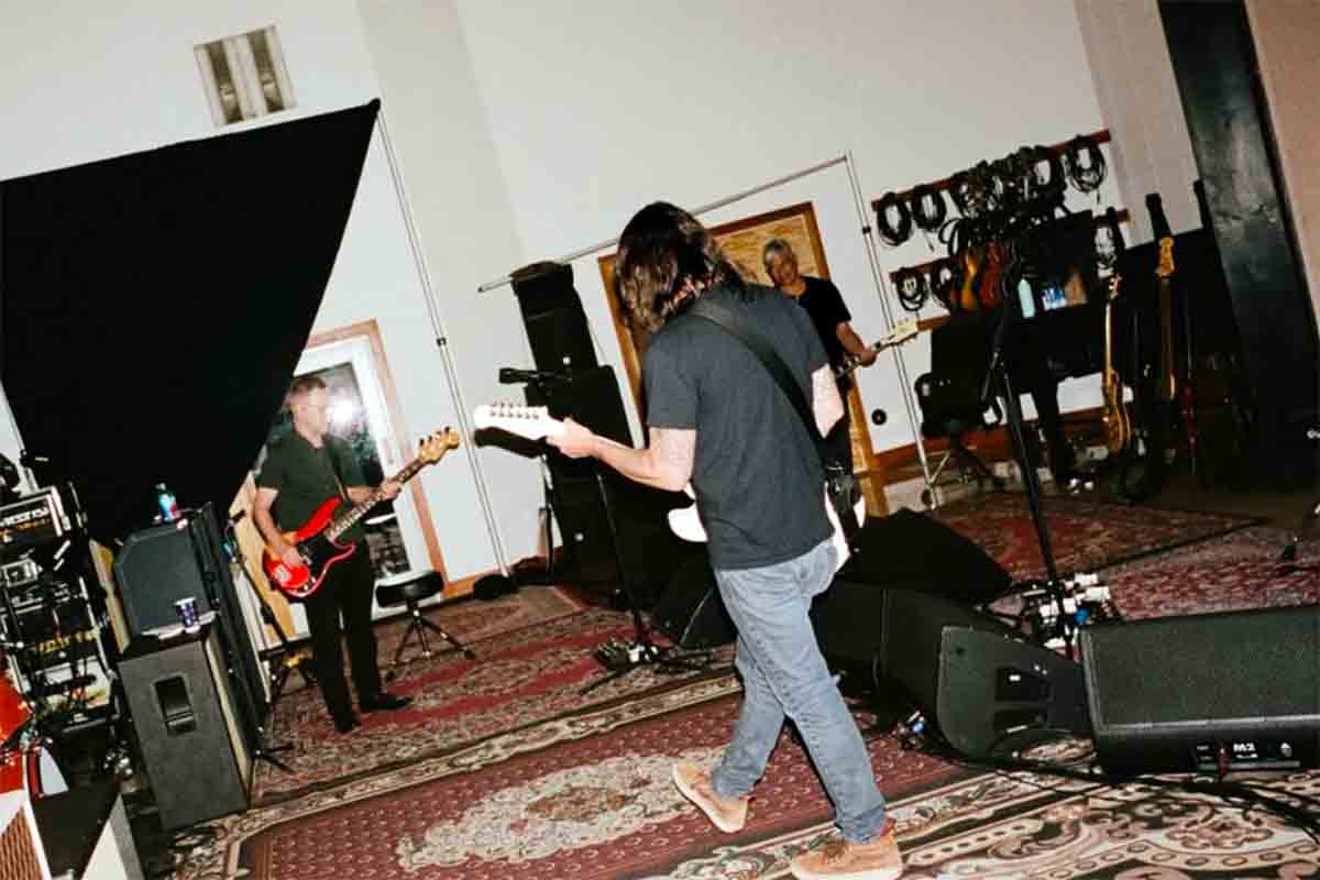 I Foo Fighters nel loro Studio 606