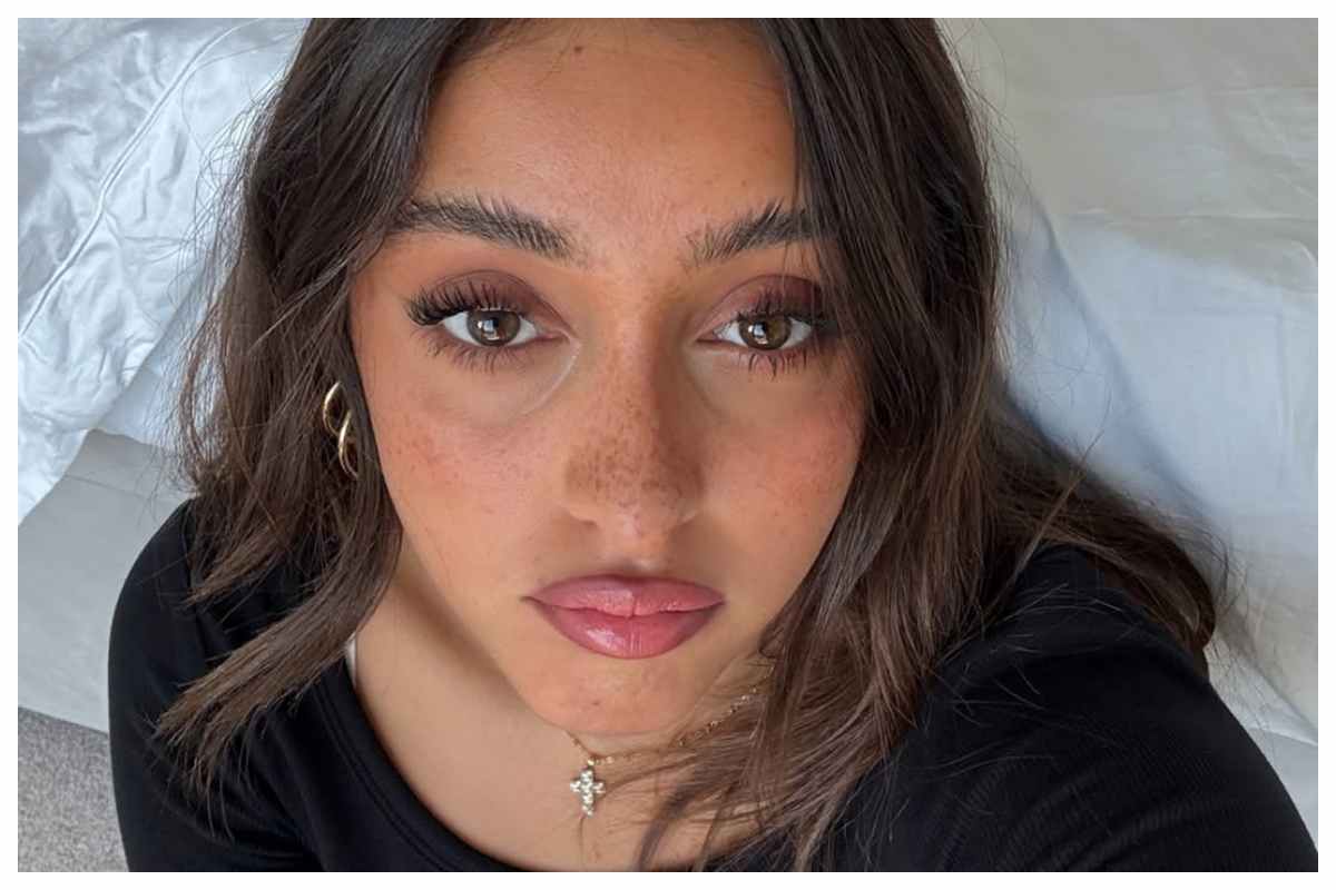 “Il mio corpo sempre sotto accusa”: Giulia Stabile denuncia il body shaming sui social