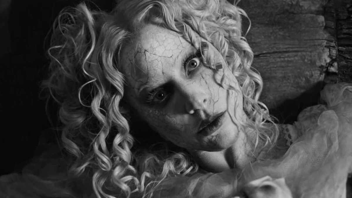 Lady Gaga presenta il nuovo singolo "Dead Dance": ecco perché è già un successo planetario